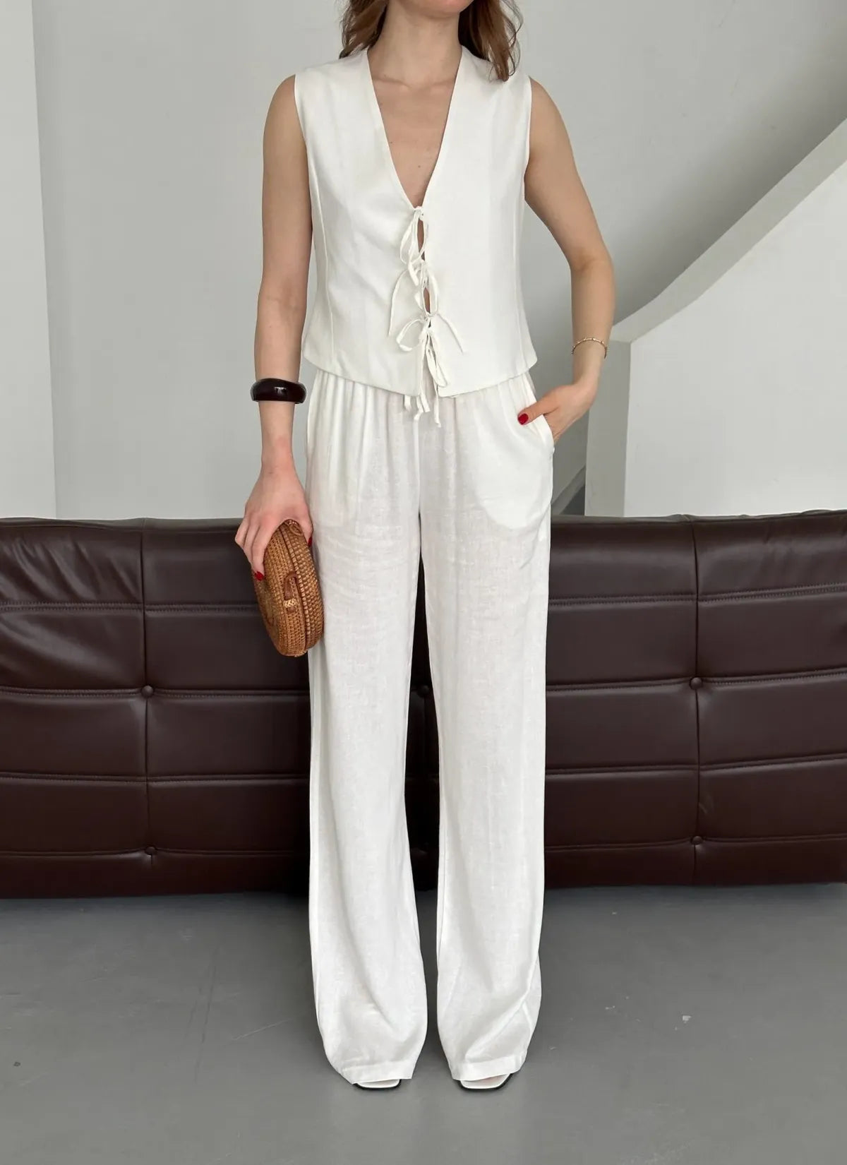 White Woman Two Pieces Vest Pants Set